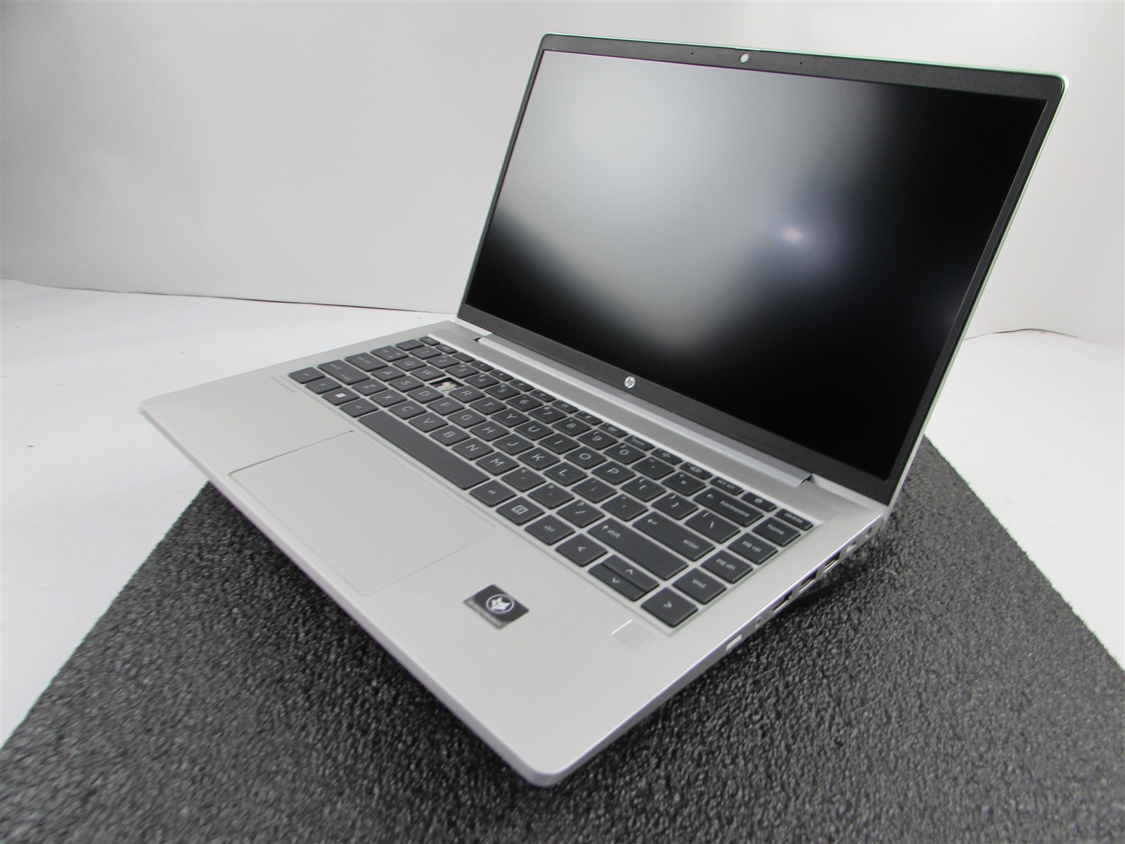 HP PROBOOK 445 (G9) FHD AMD RYZEN 5 5625U 512GB SSD 16GB RAM AMD GPU NO O.S/BATT