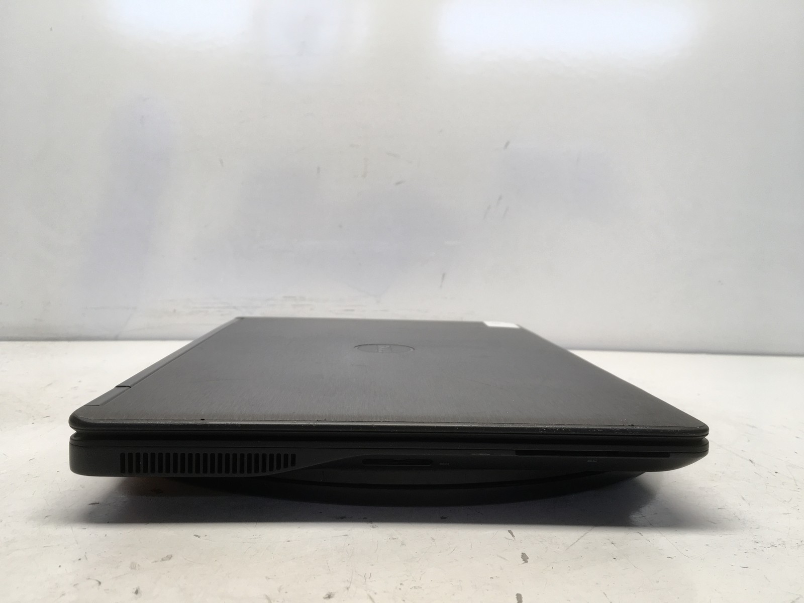 Dell Latitude E7450 Intel i5 5th gen No RAM NO HDD No Batt