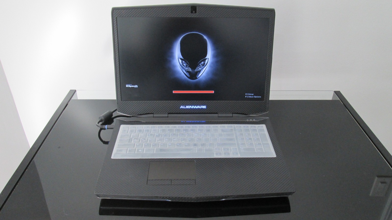 Alienware 17 R3 i7-4930MX CPU/GTX 1070 GPU/32GB RAM/1TB SSD+Adapter & Box WORKS!