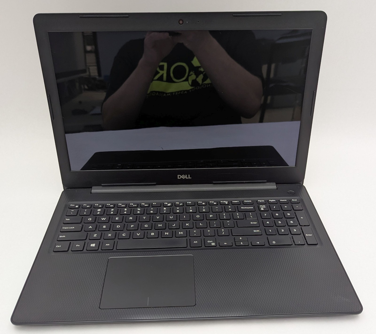 Incomplete Dell Inspiron 3585 15.6″ Touch Laptop Ryzen 3 2200U 2.50GHz 8GB RAM