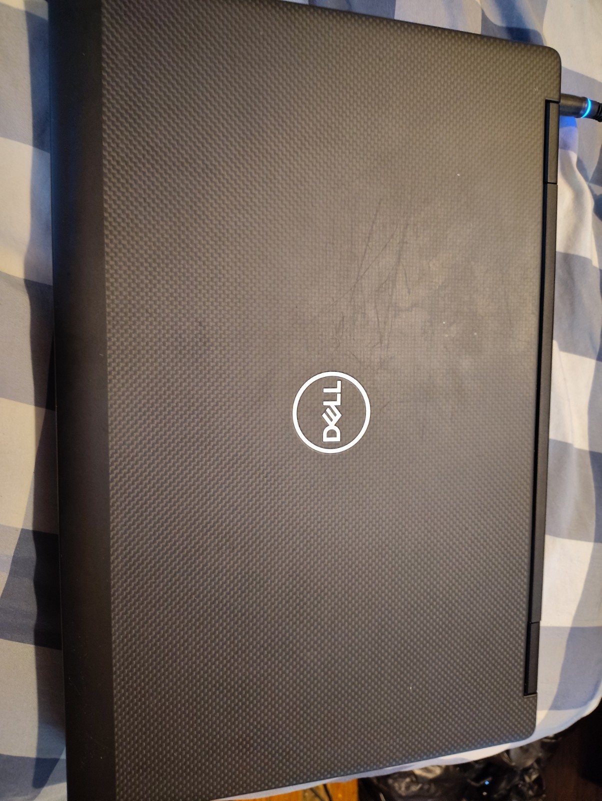 Dell Precision 7530 Core i7 8th gen FOR PARTS/REPAIR DOES NOT POST NO RAM or HDD