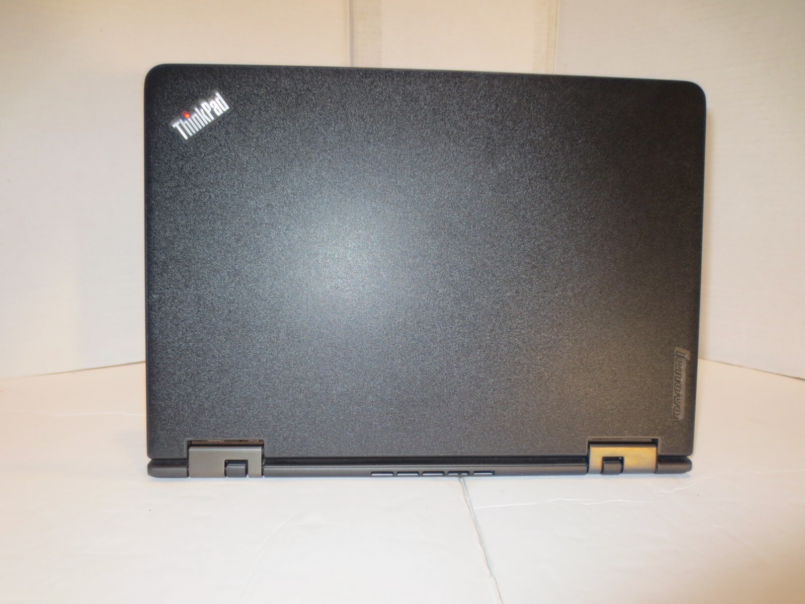 LENOVO YOGA 12 12.5″ CORE i7-5600U@2.6GHz 8GB RAM 256GB SSD WINDOWS 10 (1)
