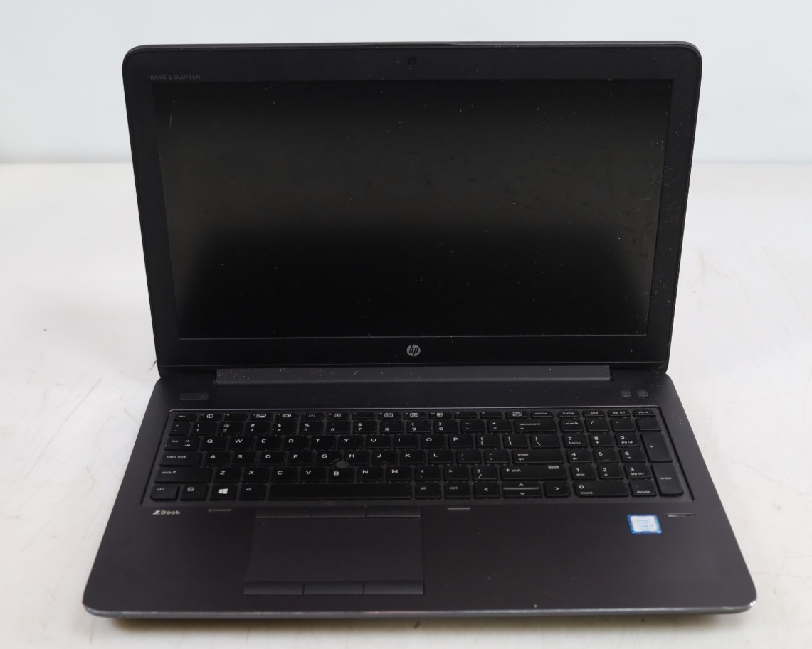 HP ZBook 15 G4 15.6″ Intel i5-7440HQ 8GB DDR4 No HDD Parts Repair 0355