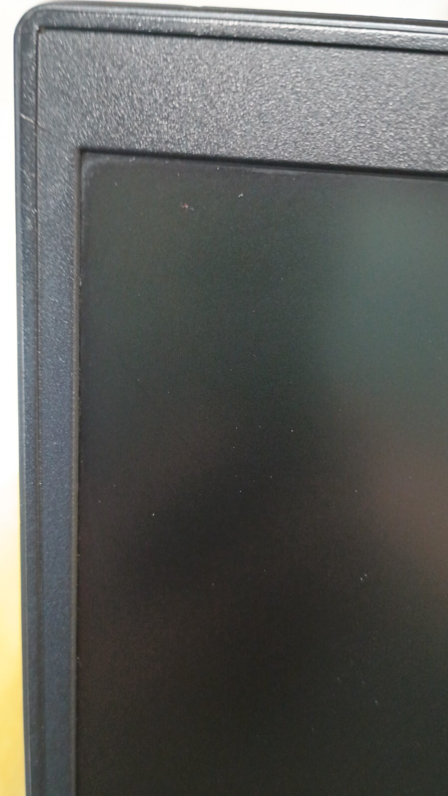 ThinkPad E490. Bios Lock!! No USB C charger!! i3-8145U.8GB.128GB M.2.14″.W11
