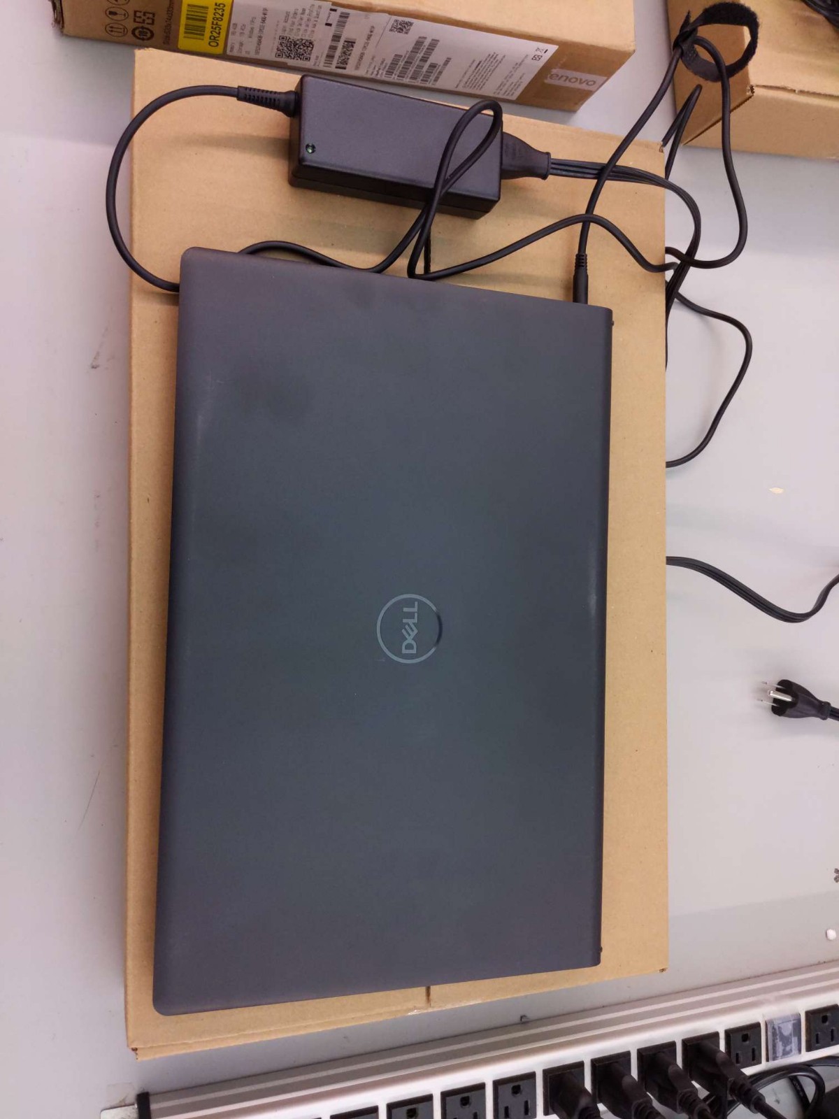 Dell Inspiron 15 3535 15.6″ Touch AMD Ryzen 7 7730U 16GB RAM 512GB SSD Win 11