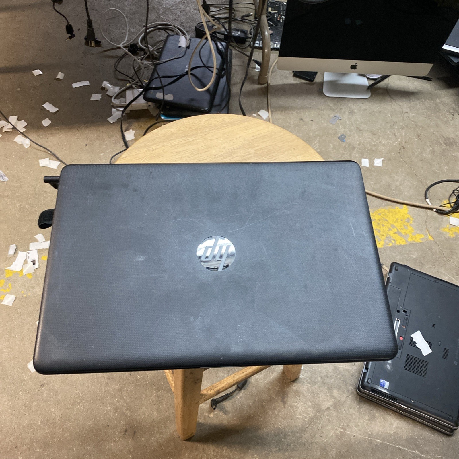 HP 15-bs015dx i5-7200u 2.5GHz, 8GB Ram, 256GB SSD, Windows 10 Touchscreen