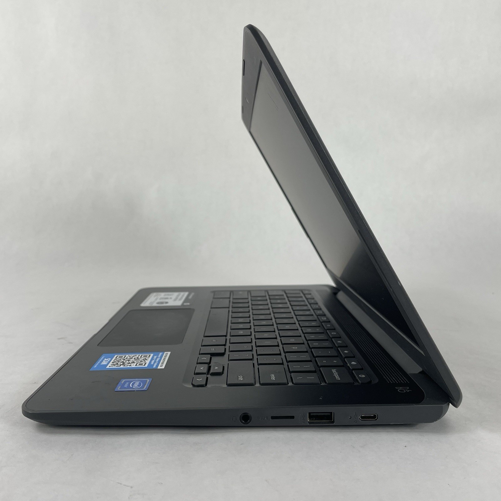 HP ChromeBook 14 14″ Celeron N3350 1.10 GHz 4 GB RAM 16 GB SSD No AC