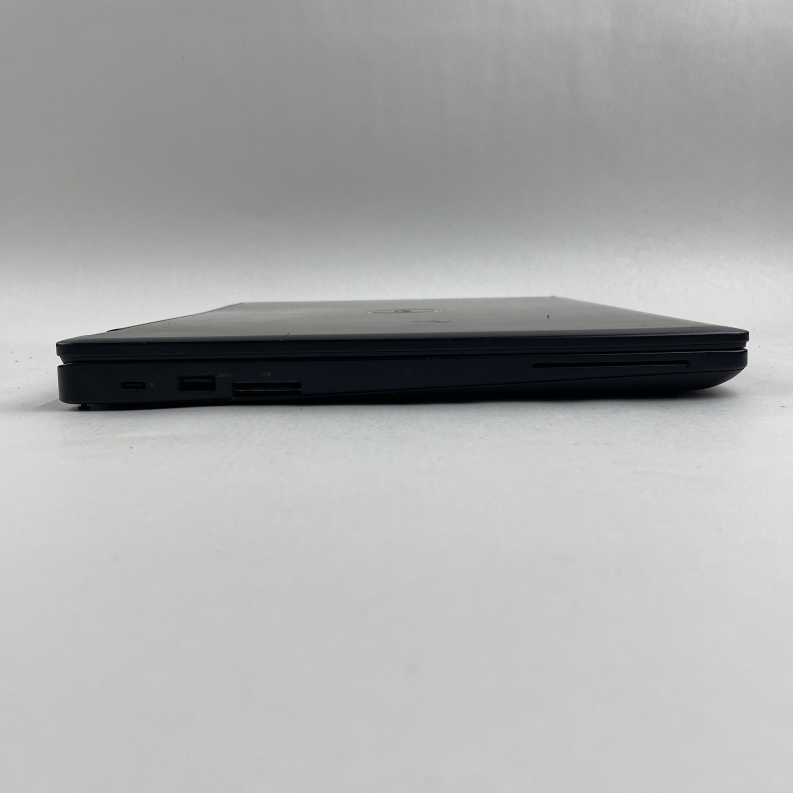 Dell Latitude 5580 Intel Core i5-7300U 2.60GHz 8GB RAM 15.6″ No Battery/HDD/OS