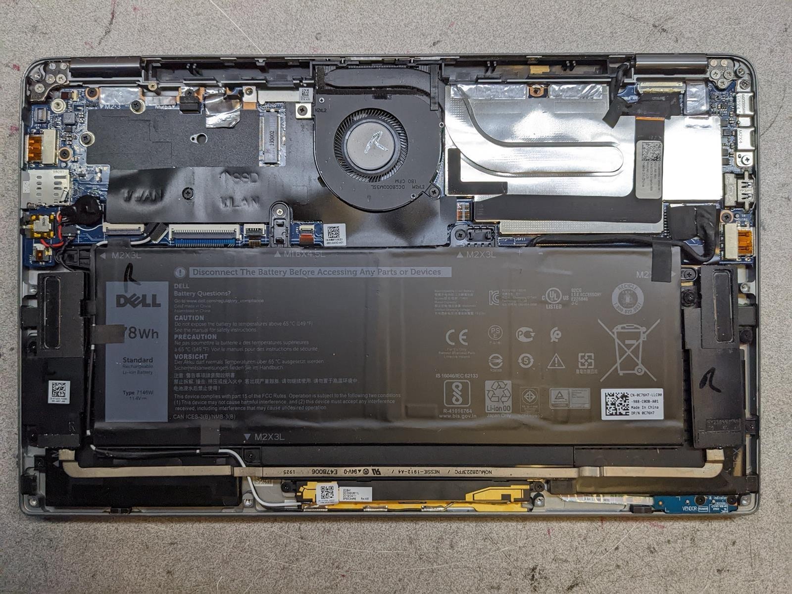 DELL LATITUDE 7400 2-IN-1 i5-8365U @ 1.6GHz, 16GB RAM, NO HDD/OS