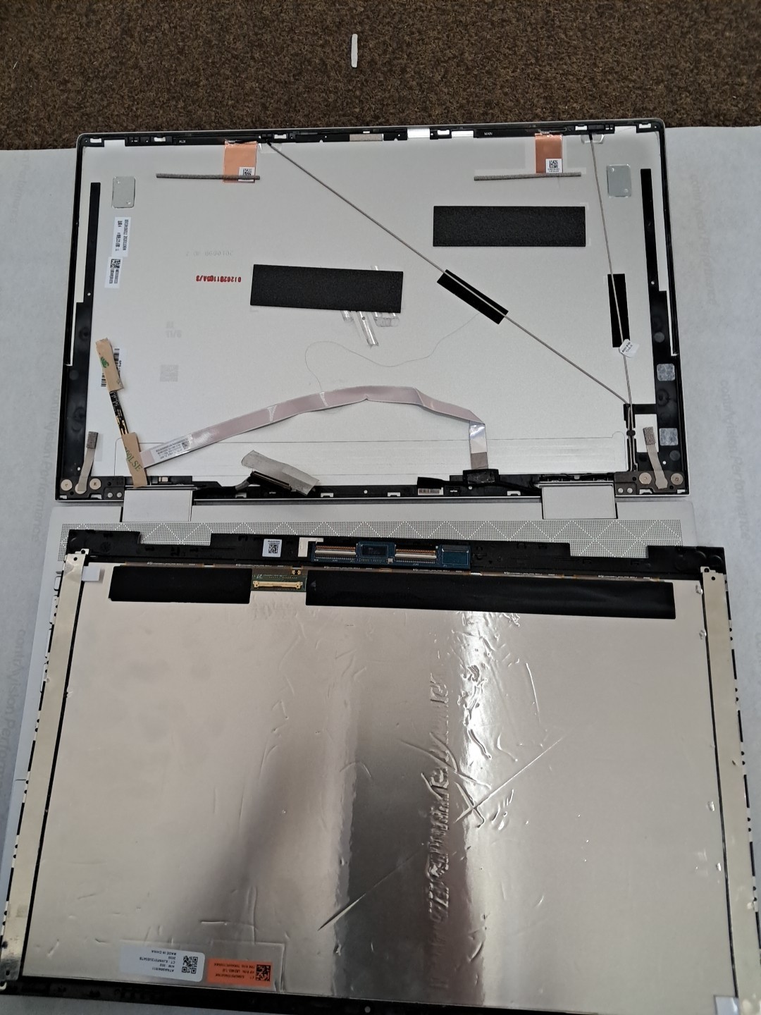 HP ENVY x360 2-in-1 15M-ED0023DX 15.6″ FHD Touch i7-1065G7 Broking Screen