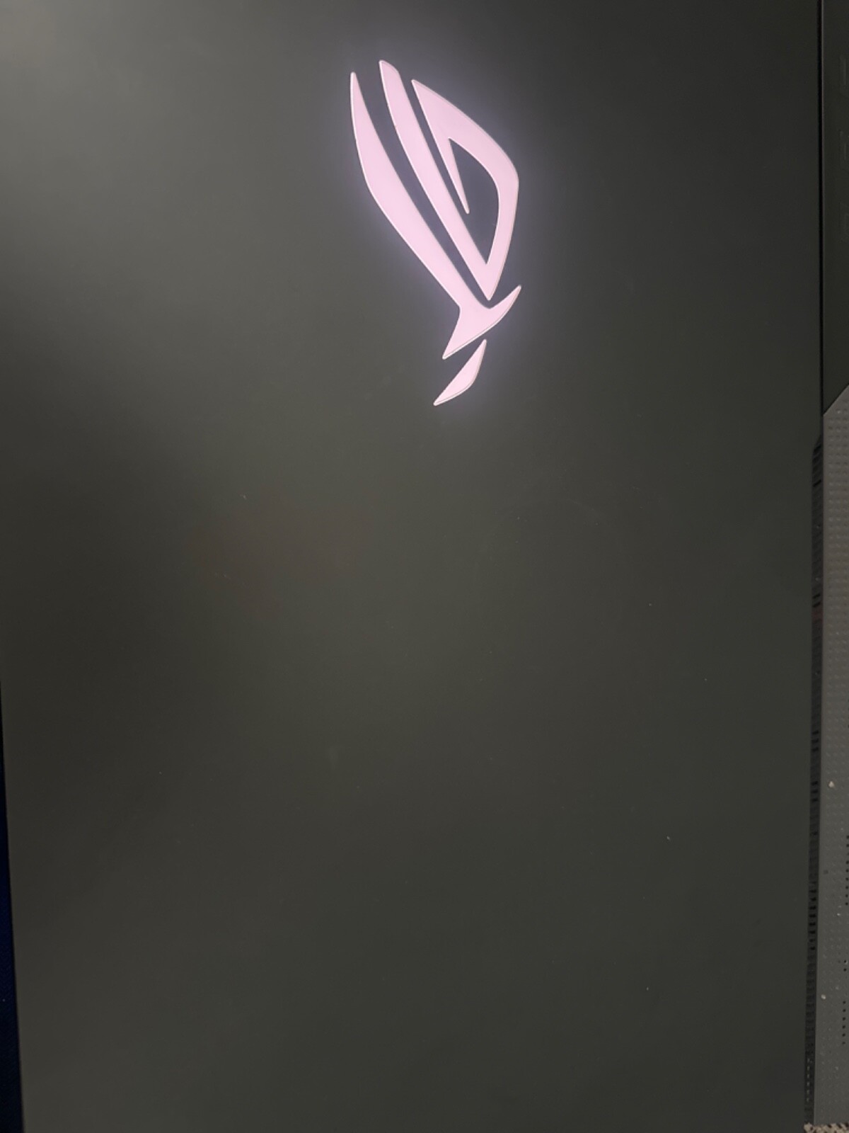 ASUS ROG Strix G17 Notebook/Laptop 17.3 in Black – G713RCRS73