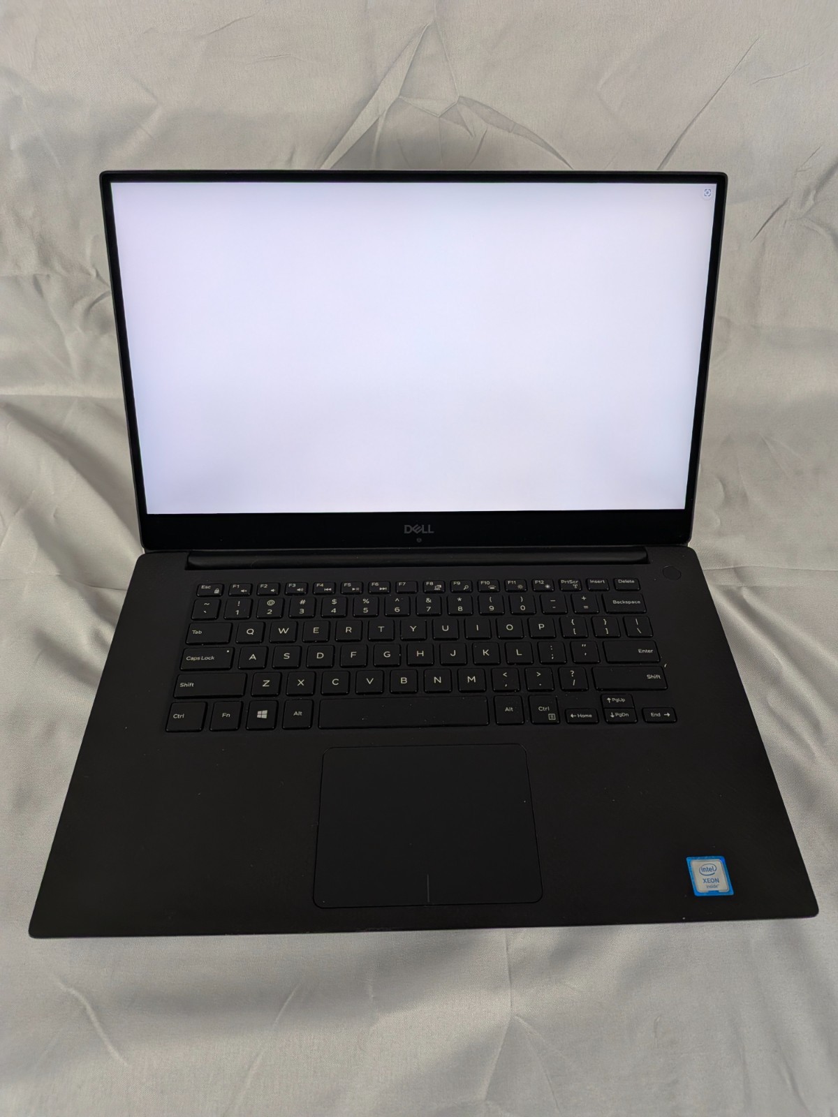 Dell Precision 5530 UHD 4K Touch E-2176M 32GB 1TB SSD P2000 Backlit KB