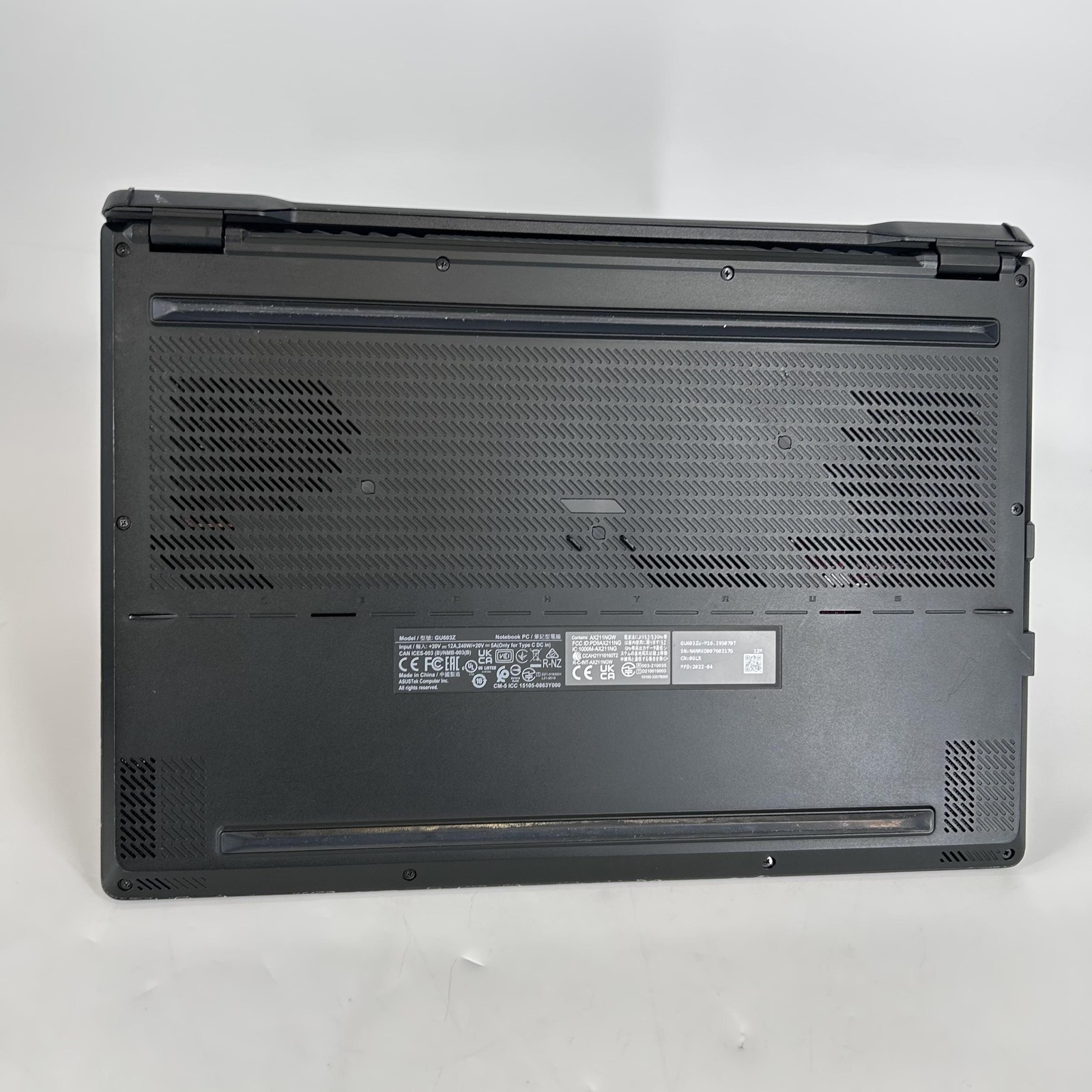 Asus ROG Zephyrus M16 GU603 16 165Hz QHD+ 2.5 GHz i9-12900H 16GB 1TB RTX 3070 Ti
