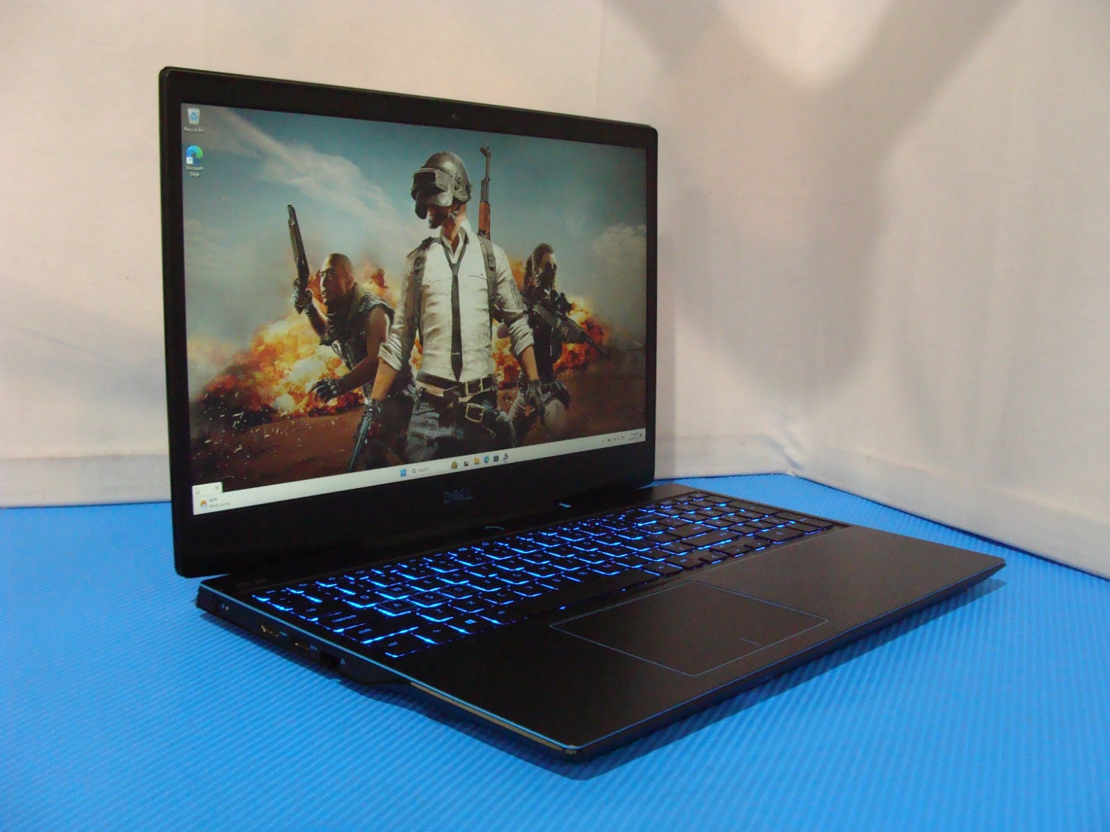 Dell G3 3500 15.6″FHD 120hz i5-10300H 2.5Gh 8Gb 256GB GTX 1650 4GB Win 11 Home
