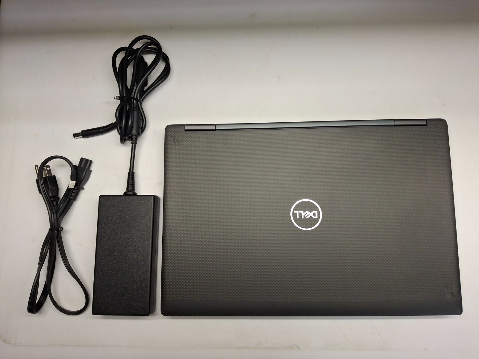 Dell Precision 7540 15.6″ Laptop Core i7-9750H 16GB RAM 256GB SSD Webcam Wifi