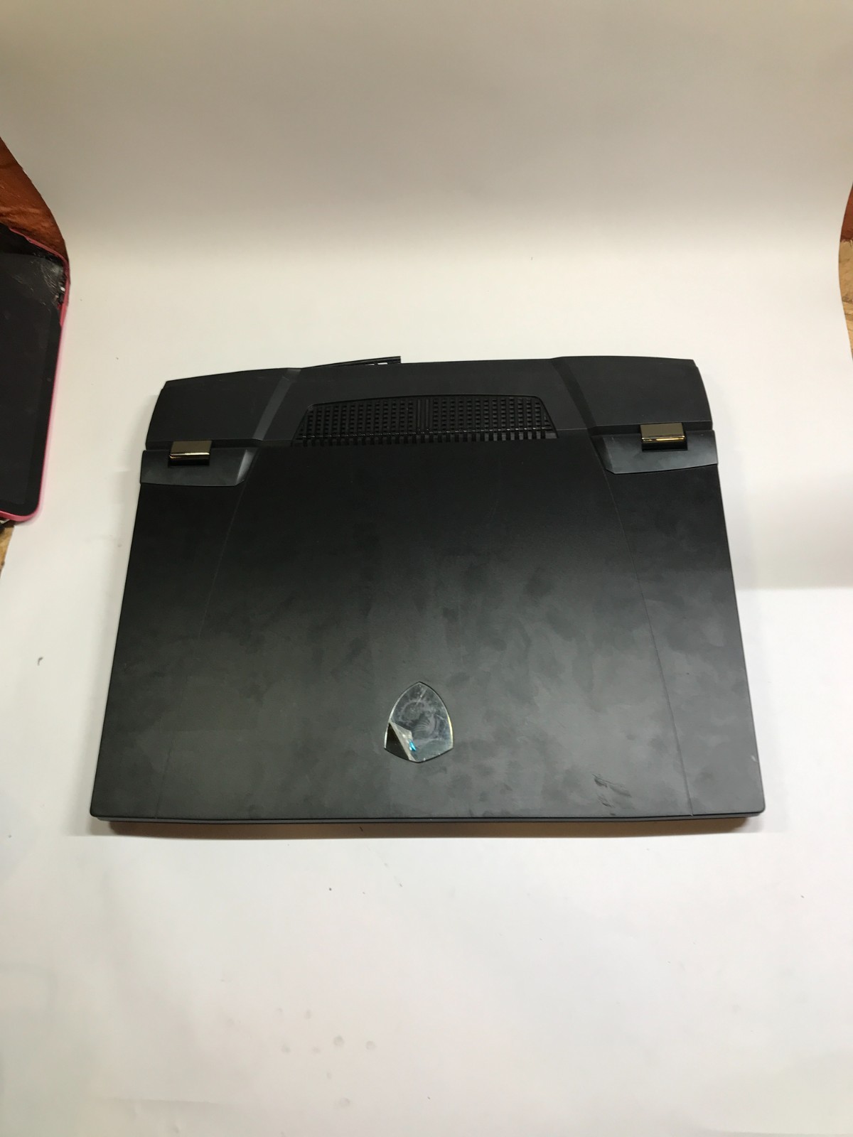 MSI Titan GT77HX 13VI-028US 17″ 4K Intel i9-13980HX 8GB RAM NO SSD/OS RTX 4090