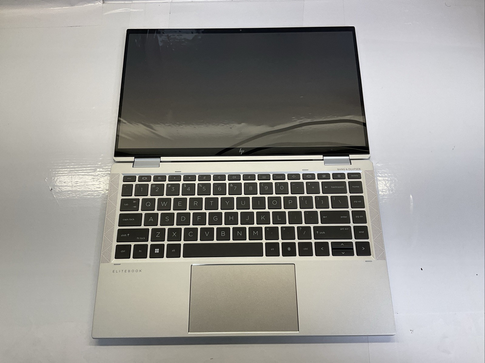 HP EliteBook x360 1040 G8 i7-11th Gen 16GB RAM 512GB SSD Touch W11 Pro AC
