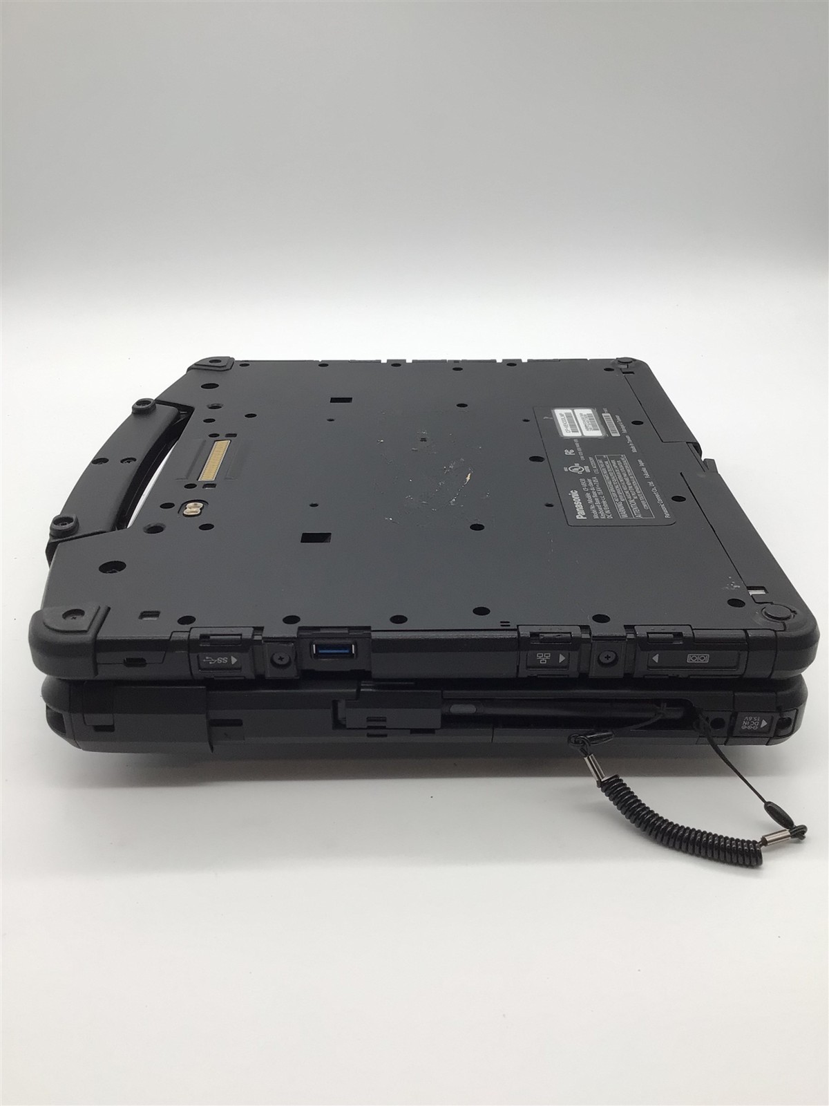 Panasonic Toughbook CF-33 i5-7300U 2.6GHz/8GB RAM/256GB SSD
