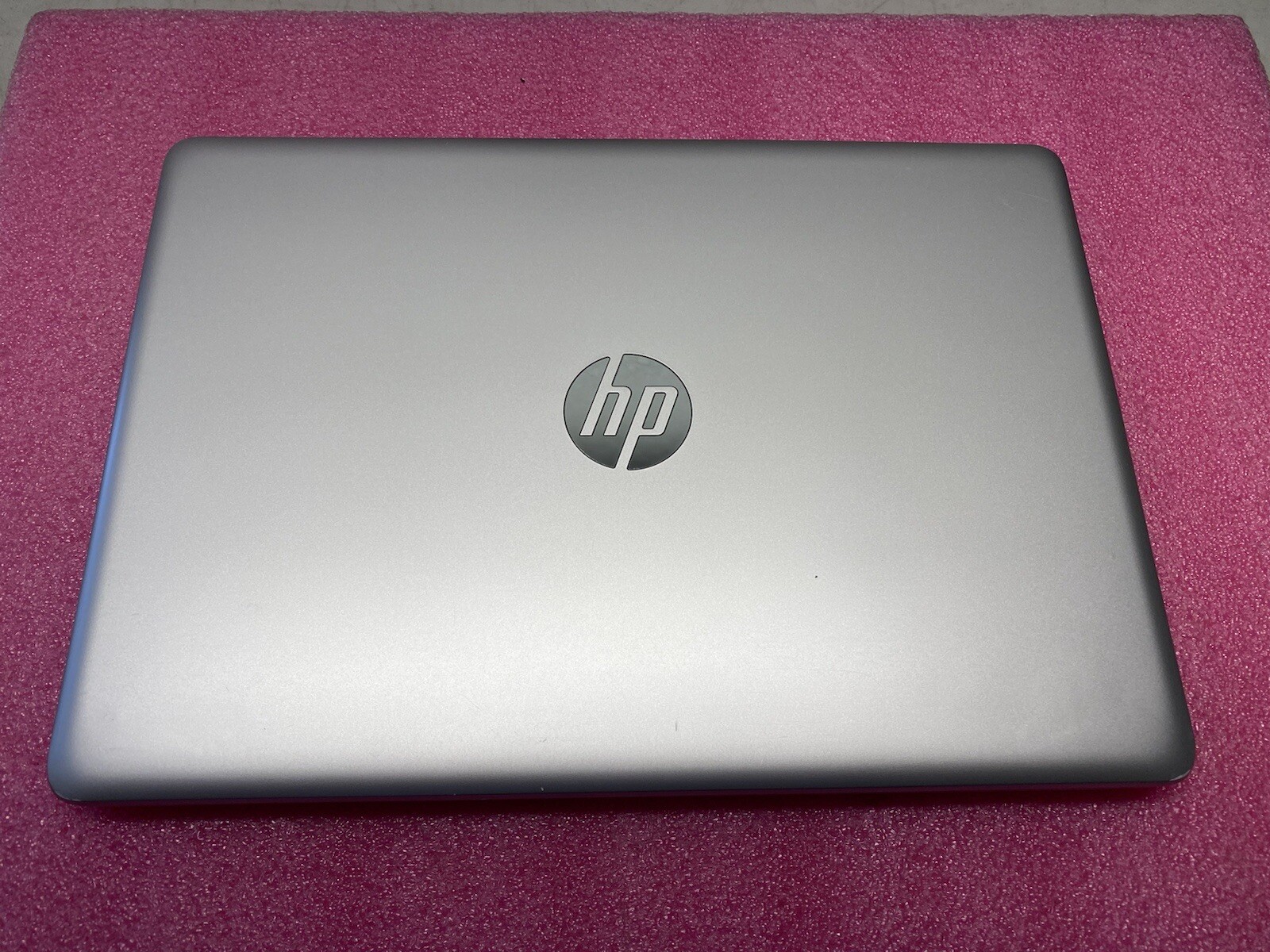 HP 14-cm0012nr 14″ Laptop 4GB 32GB AMD E2-9000e 1.50GHz Silver W10- 4BV23UA
