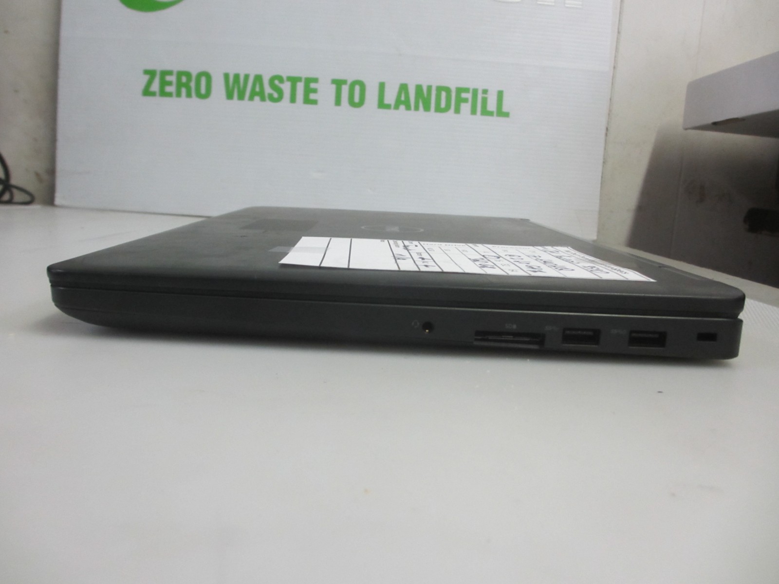 Dell Precision 3510 ~ i5 6440HQ 2.60GHz 8GB/360GB TOUCH Laptop +AC NO OS