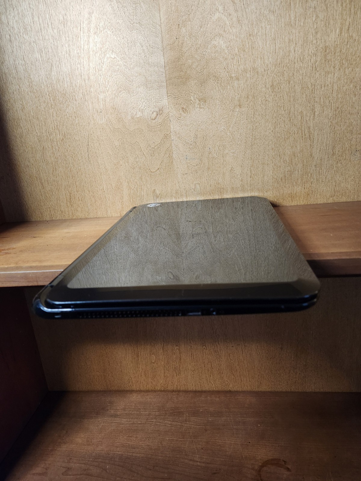 HP Pavilion 15-b161nr TouchSmart 15.6″ Core i3 – Untested