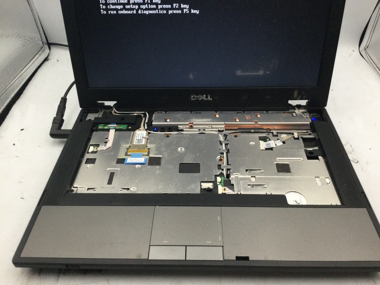 DELL LATITUDE E5410 – FOR PARTS – INTEL CORE I5 – 4GB RAM – 14″ – READ DESC – BB