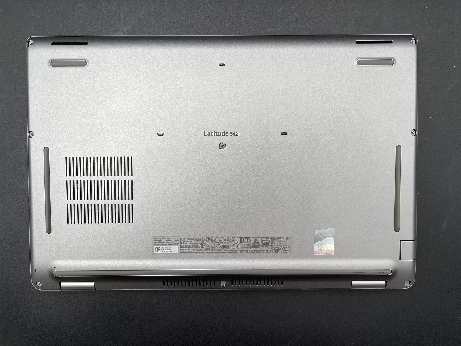 Dell Latitude 5421 Used 14-inch (i7-11850H @ 2.50GHz-16GB-256GB NVMe)