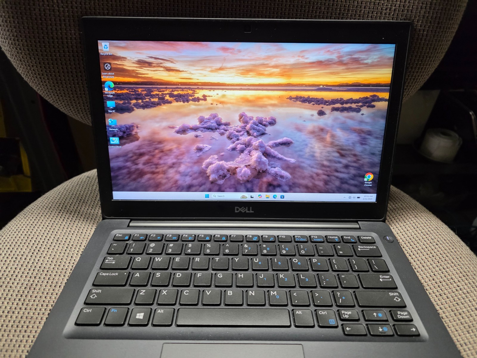 Dell Latitude 7290 12.5″ i5 7300u 2.6GHz 256GB SSD 8GB Win 11 Pro / a/c adapter