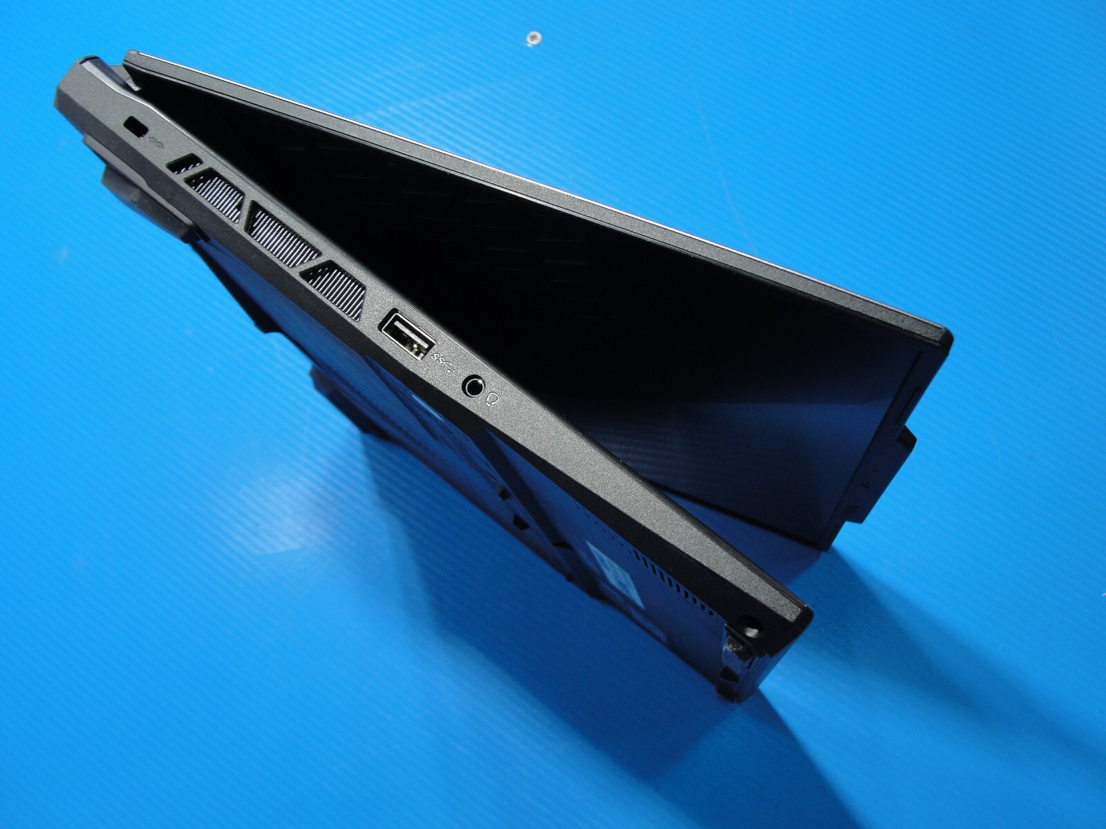 MSi Creator M14 A13VE 14”WUXGA i7 13th Gen 2.4GHz 16GB SSD 1TB NVIDIA RTX 4050