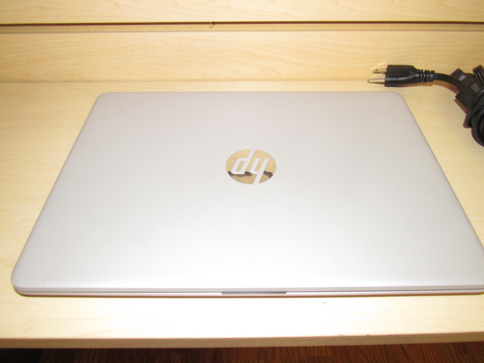 HP Laptop 14-DQ3240NR 14″