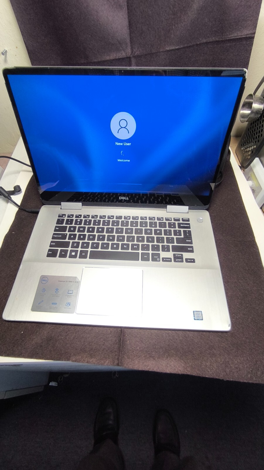 Dell Inspiron 15 7000 Intel Core i5-8265U 8GB 1TB HD/SSD W11 Touchscreen