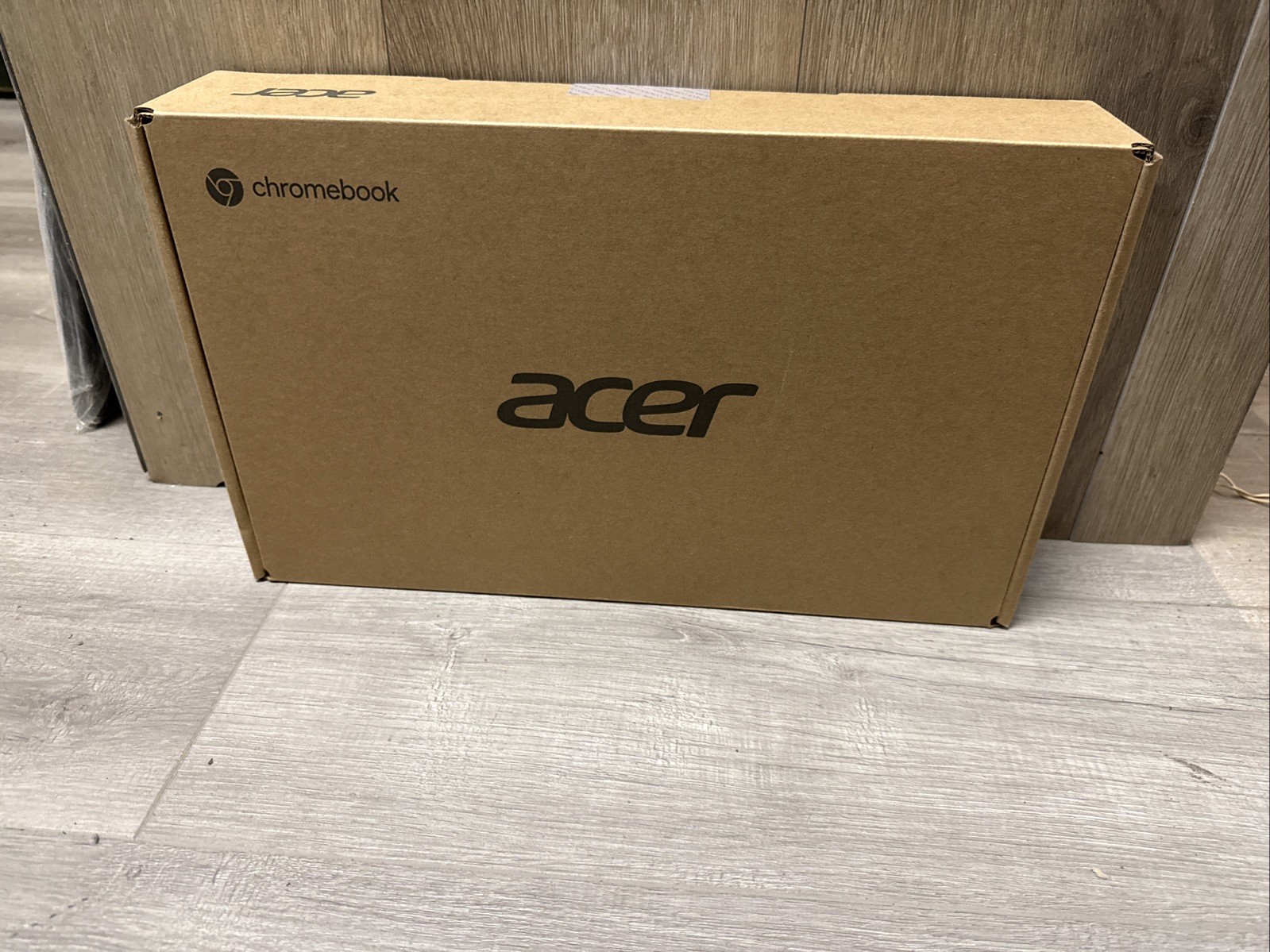 Acer 11.6″ Chromebook with ComfyView Screen – MT8186T / 4GB / 32GB eMMC – Chrome
