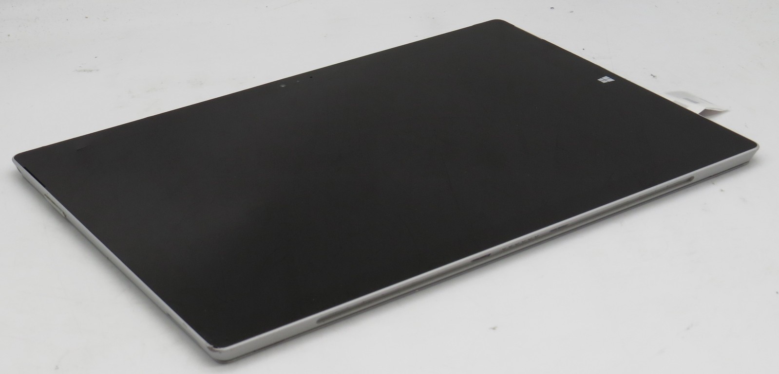 Microsoft Surface Pro 3 | i7-4650U @ 1.7 | 8GB RAM | 256GB SSD | No OS