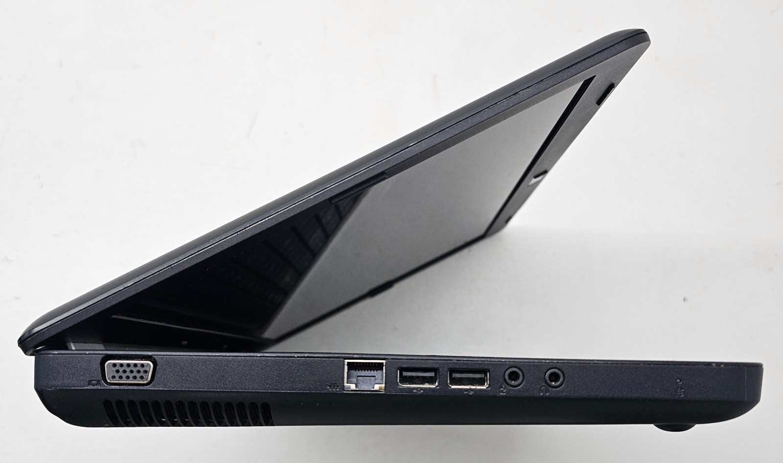 HP G56-127NR 15.6″ Laptop AMD NO RAM/HD/OS/POWER (FL)