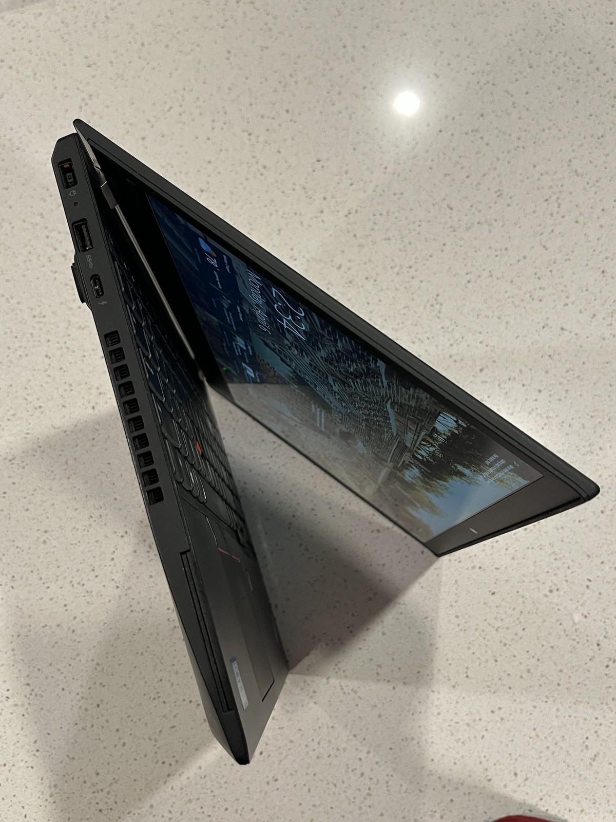 Lenovo ThinkPad T570 i5-7200U 8GB RAM 128GB SSD + Battery