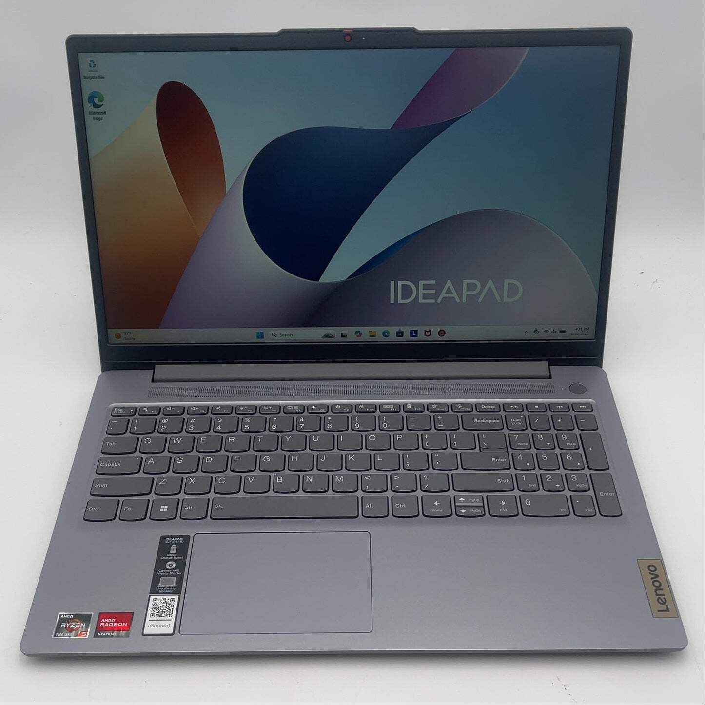 Lenovo IdeaPad Slim 3 15AMN8 15.6″ Ryzen 5 7520U 2.8GHz 8GB RAM 512GB SSD
