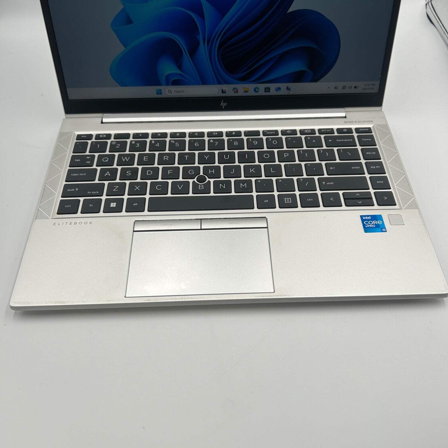 HP EliteBook 840 G8 14″ i5-1145G7 2.6GHz 8GB RAM 256GB SSD
