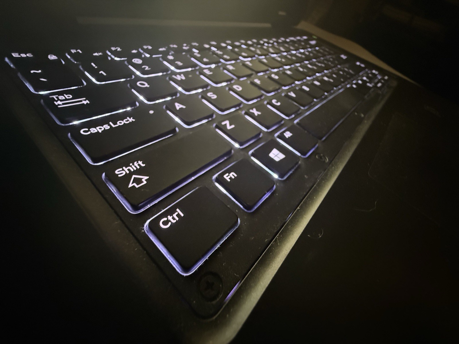 Latitude 5414 Rugged Core i7 Non Touch FHD 32GB 1TB SSD Win 11 Pro, Office 2024