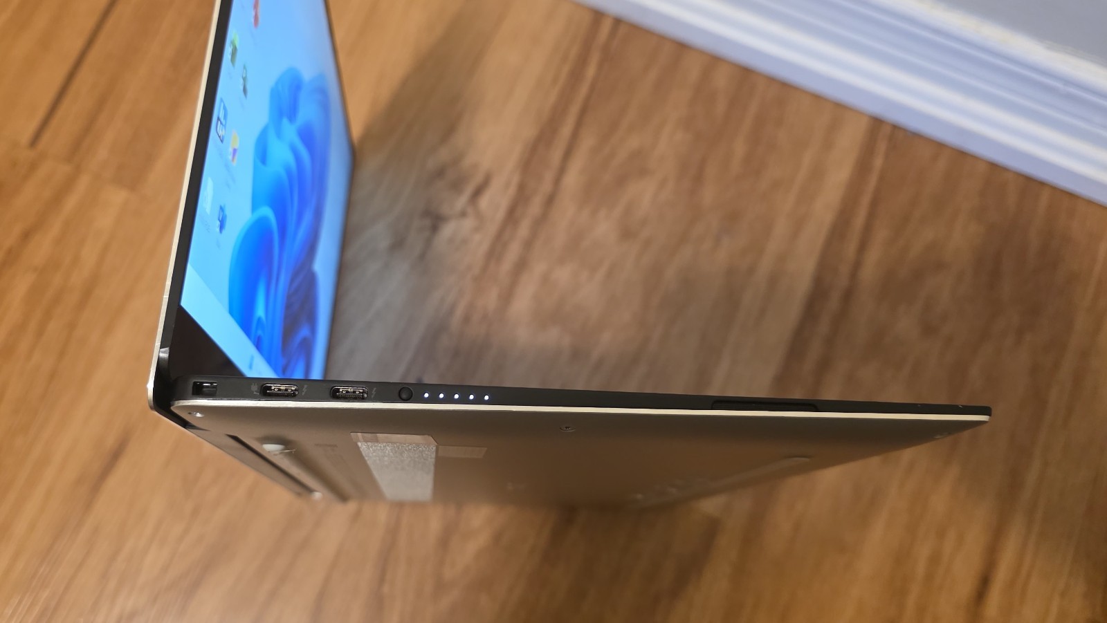 Dell XPS 13 9380 13″ 4K Touch | i5 8365u | 8GB Ram | 256 SSD | Win11Pro