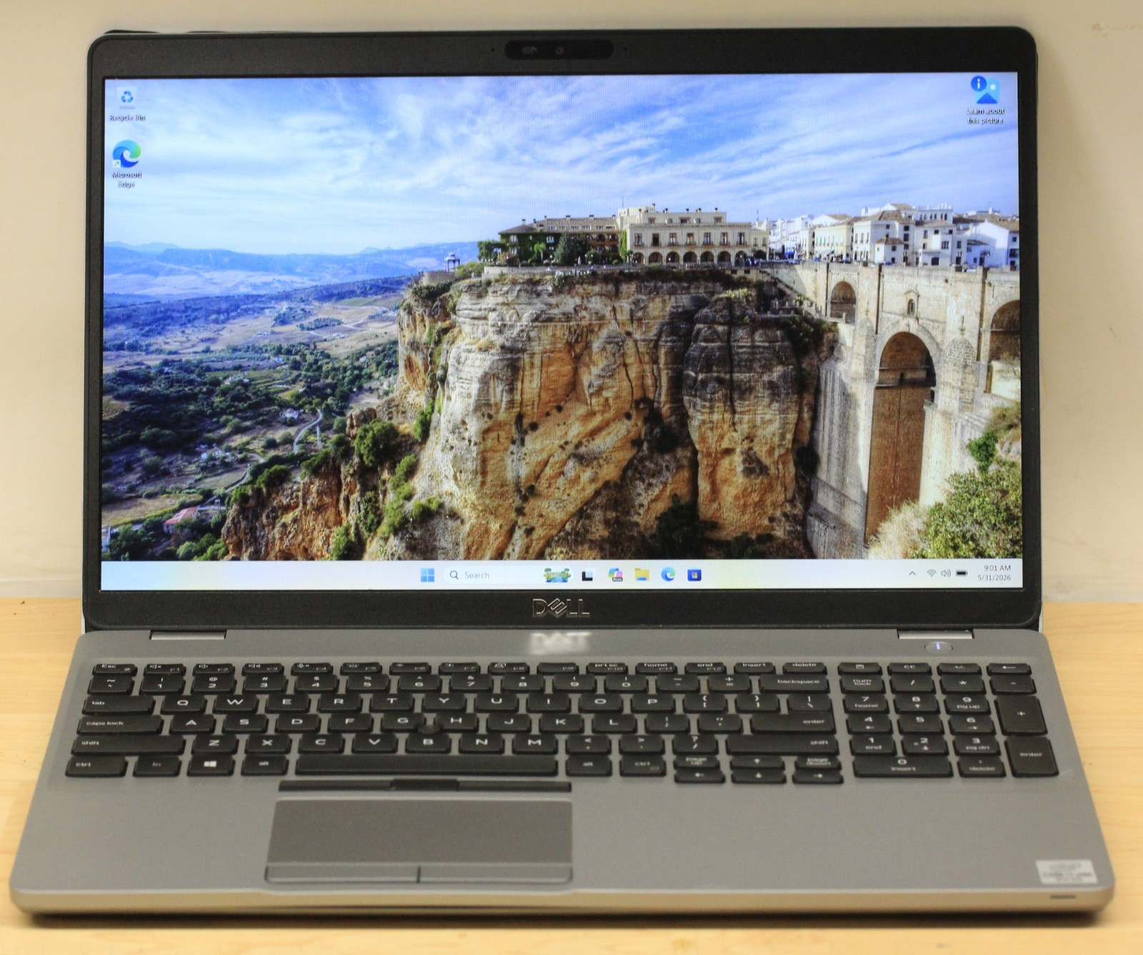 Latitude 5510: 15.6 FHD, i7-10610U, 32GB, 1TB NVMe, Win 11 Pro