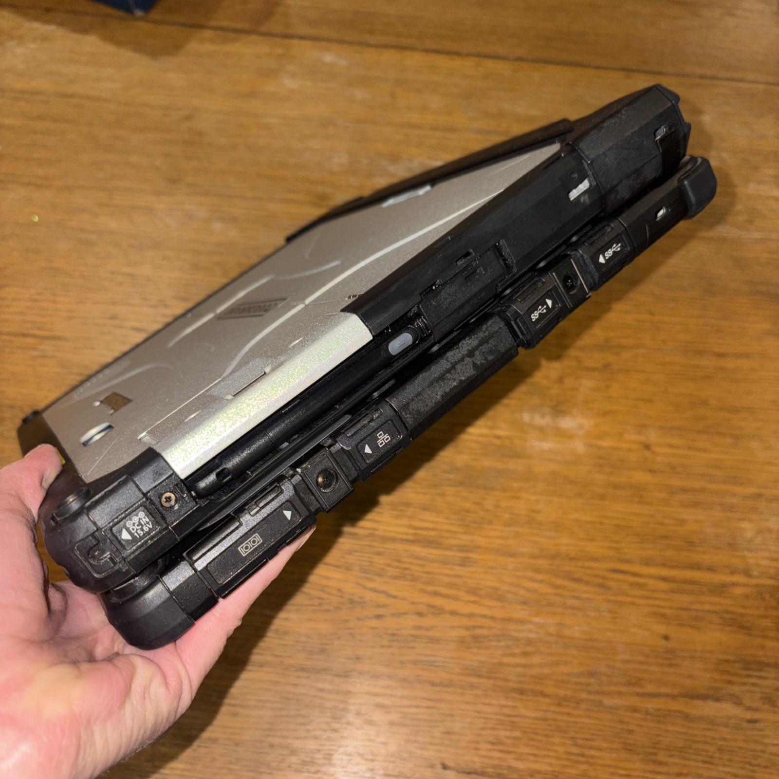 Panasonic Toughbook CF-33-1 Rugged Intel Core i5-7300U 8GB RAM 256 GB