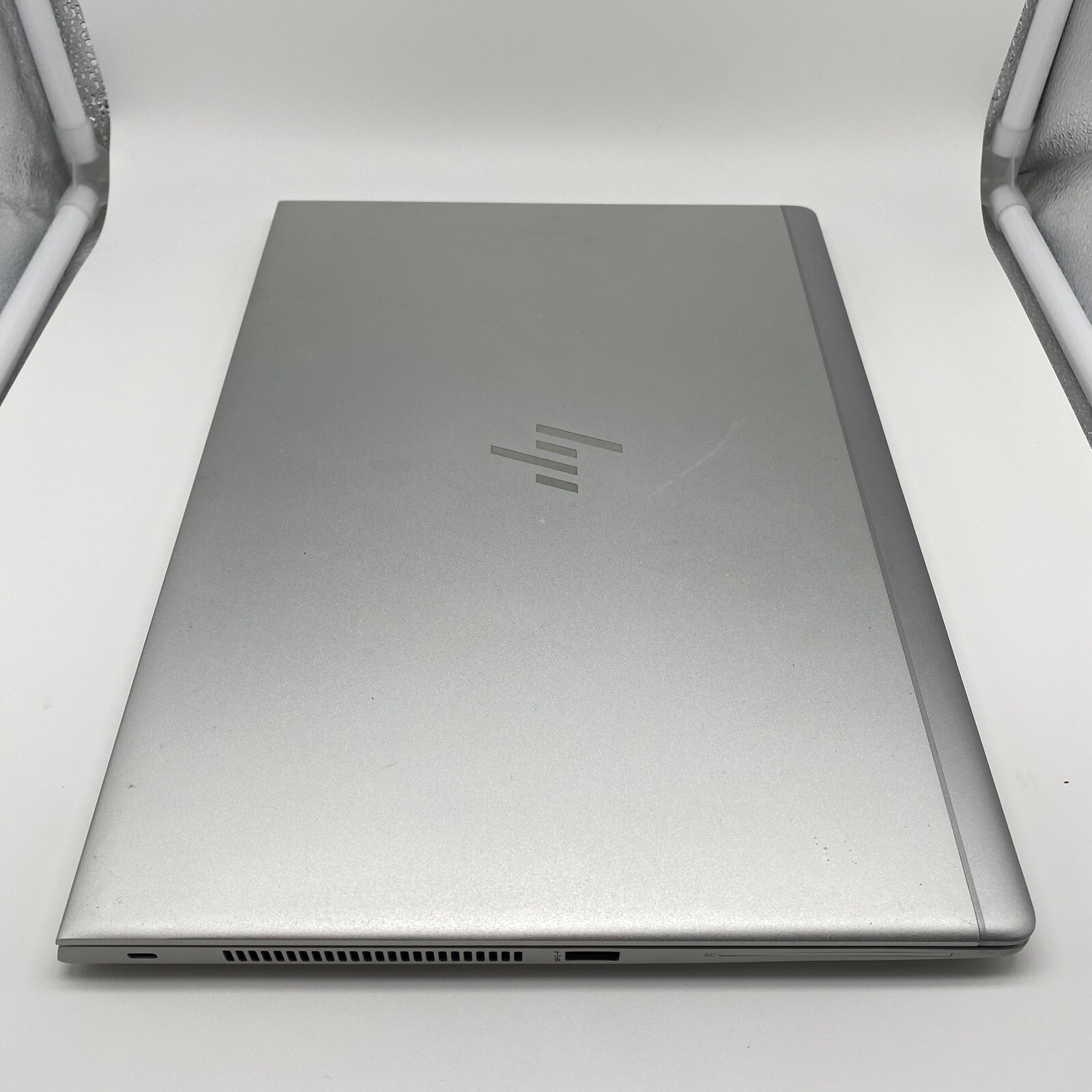 HP Elitebook 840 G6 14″ FHD | i5-8265U 1.60GHz | 8GB RAM | No SSD/OS | GRADE B