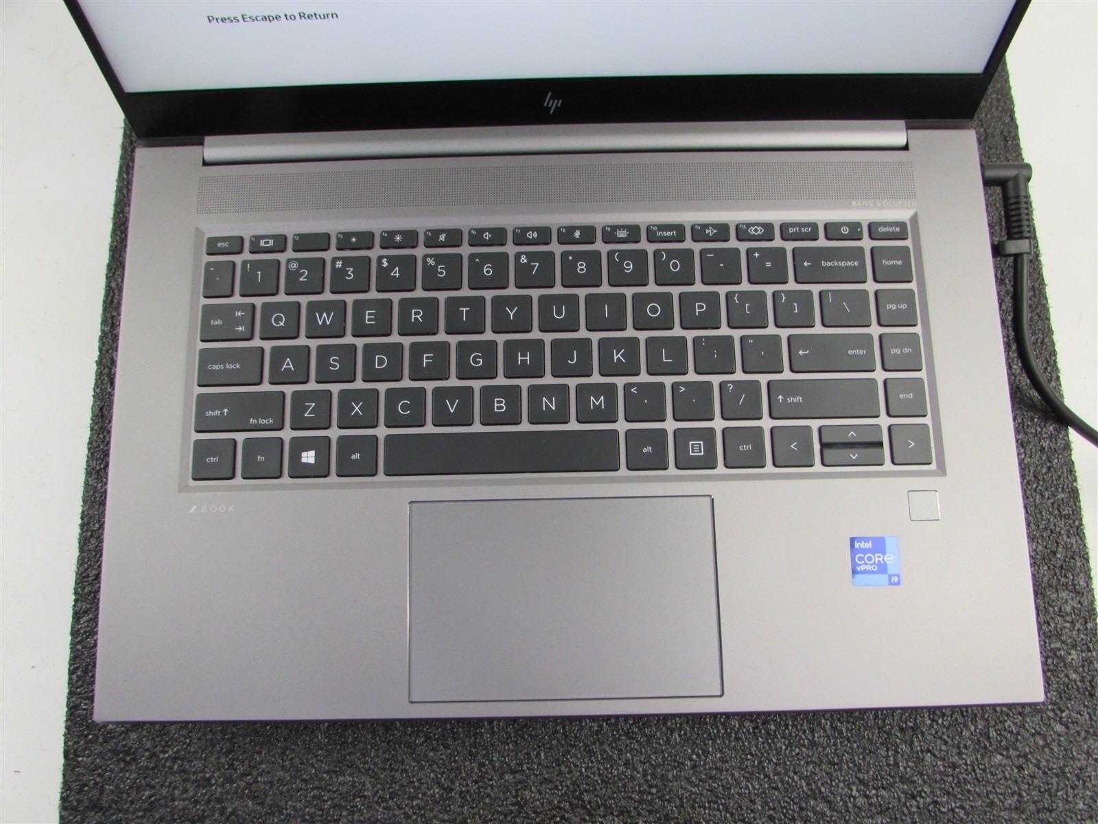 HP ZBOOK STUDIO (G8) 1920X1080 FHD I9-11950H 1TB SSD 32GB RAM RTX A3000 NO O.S