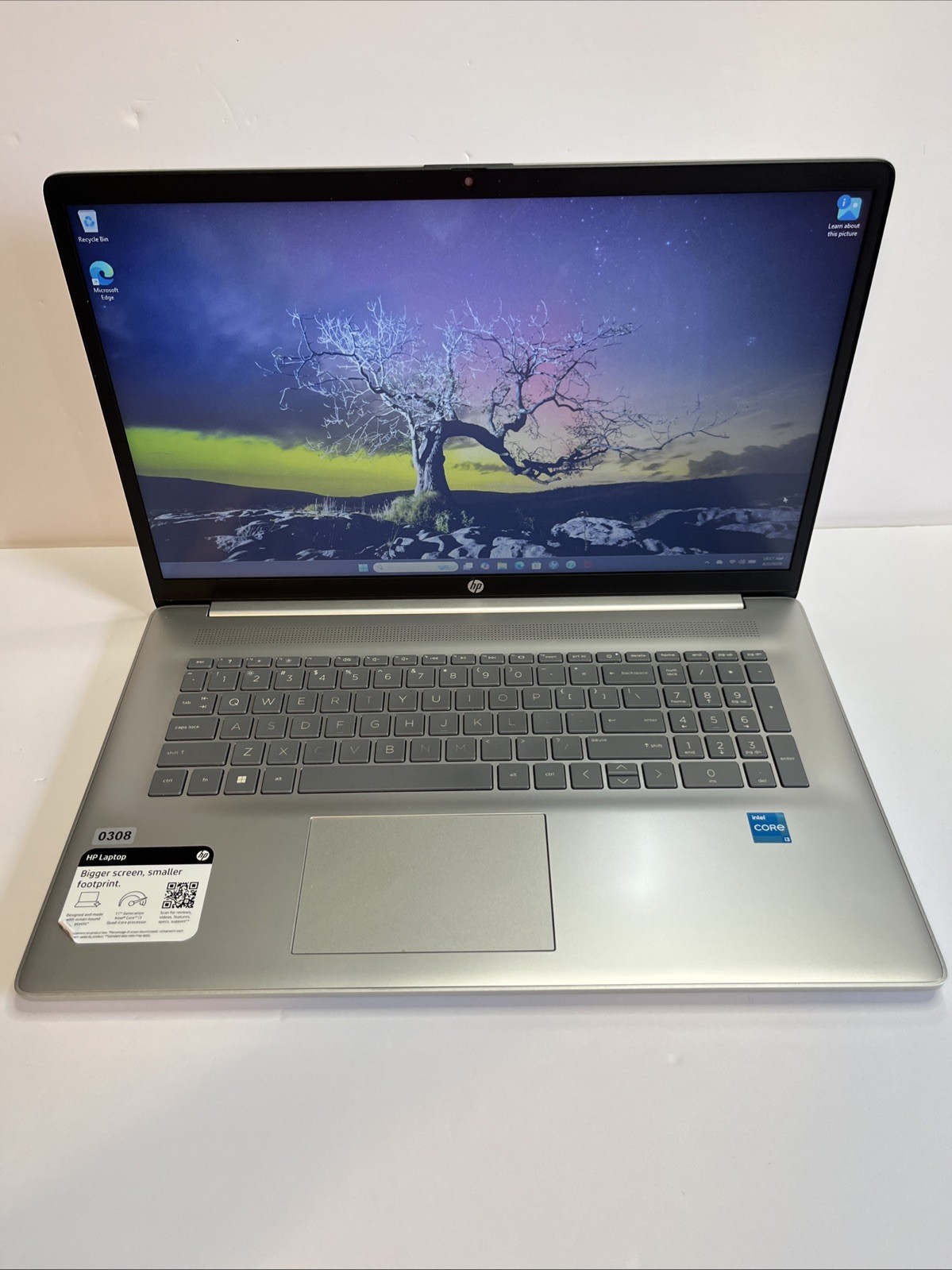 HP Laptop 17-cn0xxx 17″ i3-1125G4 2.00GHz 8/256GB Win11H UHD 1600×900 #308/312