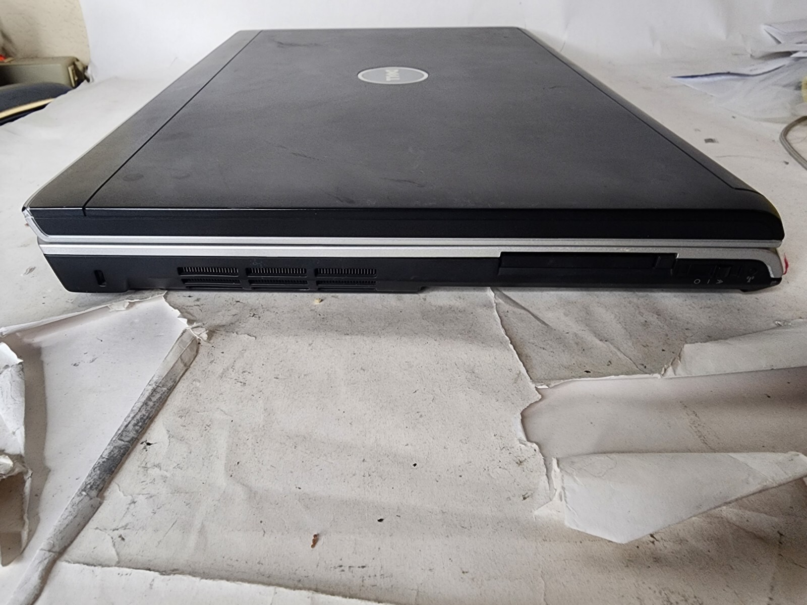 Dell Inspiron 1720 Core 2 Duo 2.0GHz 2GB RAM 160gb Hdd Boots To Bios