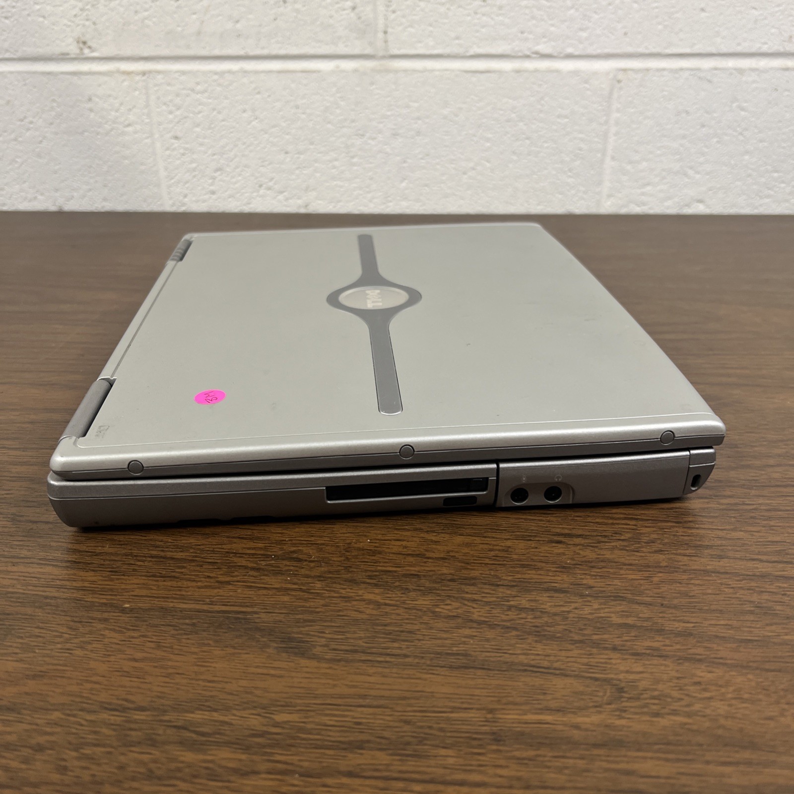 Dell Inspiron 600M Vintage Laptop Intel Centrino *No Hard Drive, No Ram UNTESTED