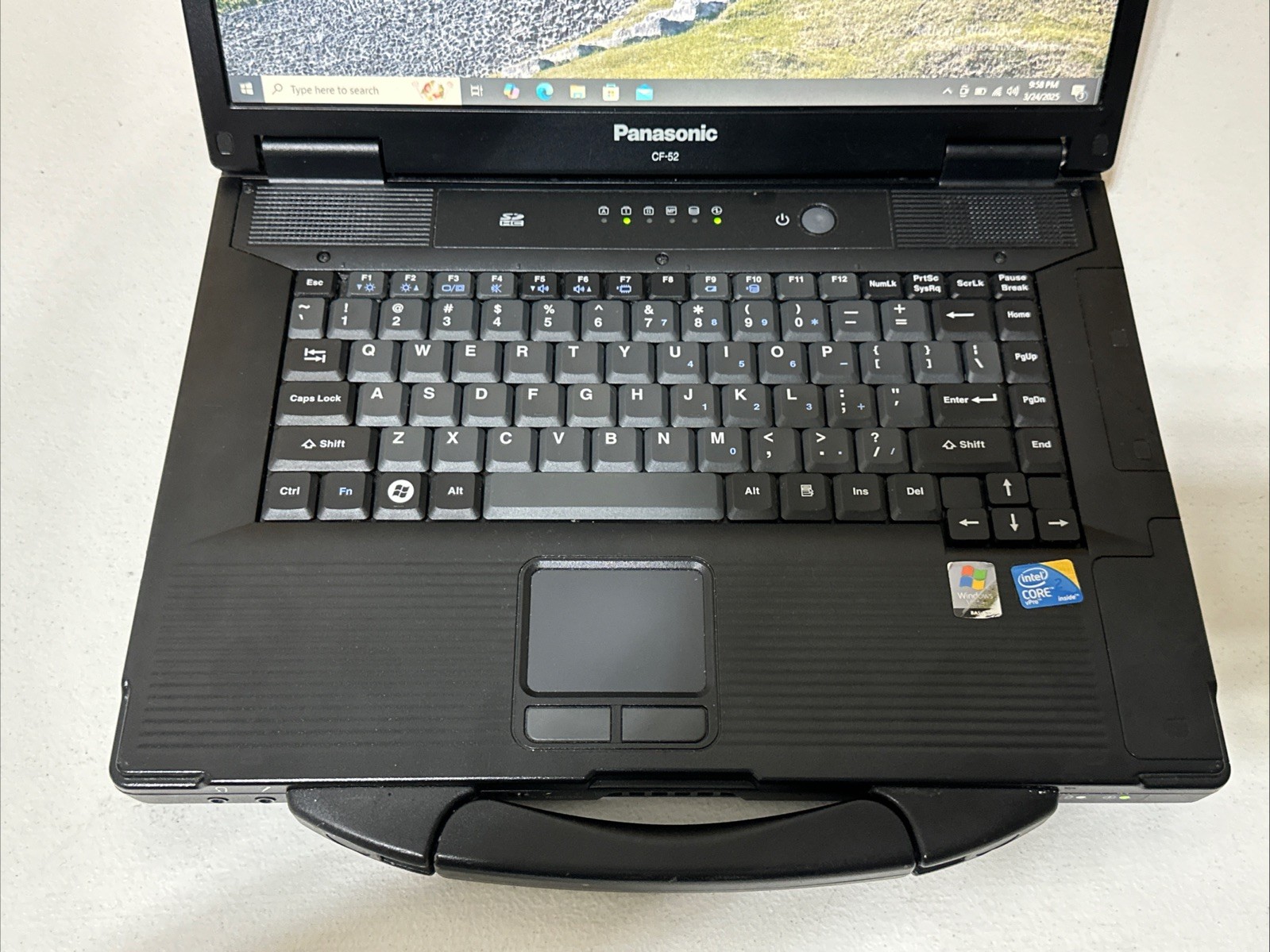 Panasonic Toughbook CF-52 Core 2 Duo P8400 2.26GHz 2GB RAM 120GB SSD Win 10 Pro