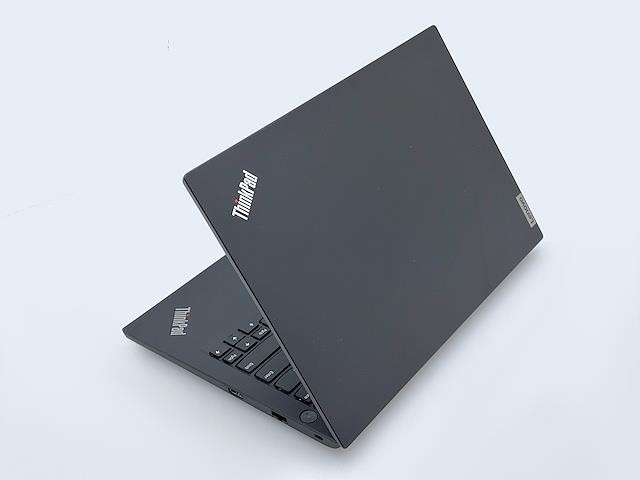 Lenovo ThinkPad E14 2nd Gen 14″ Notebook Ryzen 5 4500U 8GB 256GB 20T6002LUS