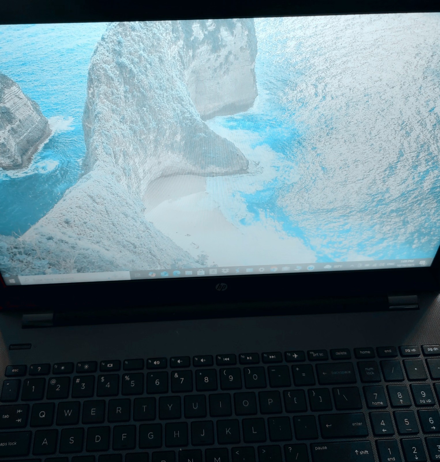 HP 255 G6 Notebook AMD R4 Radeon 8 GB Ram / 256 GB SSD OS Windows10 pro