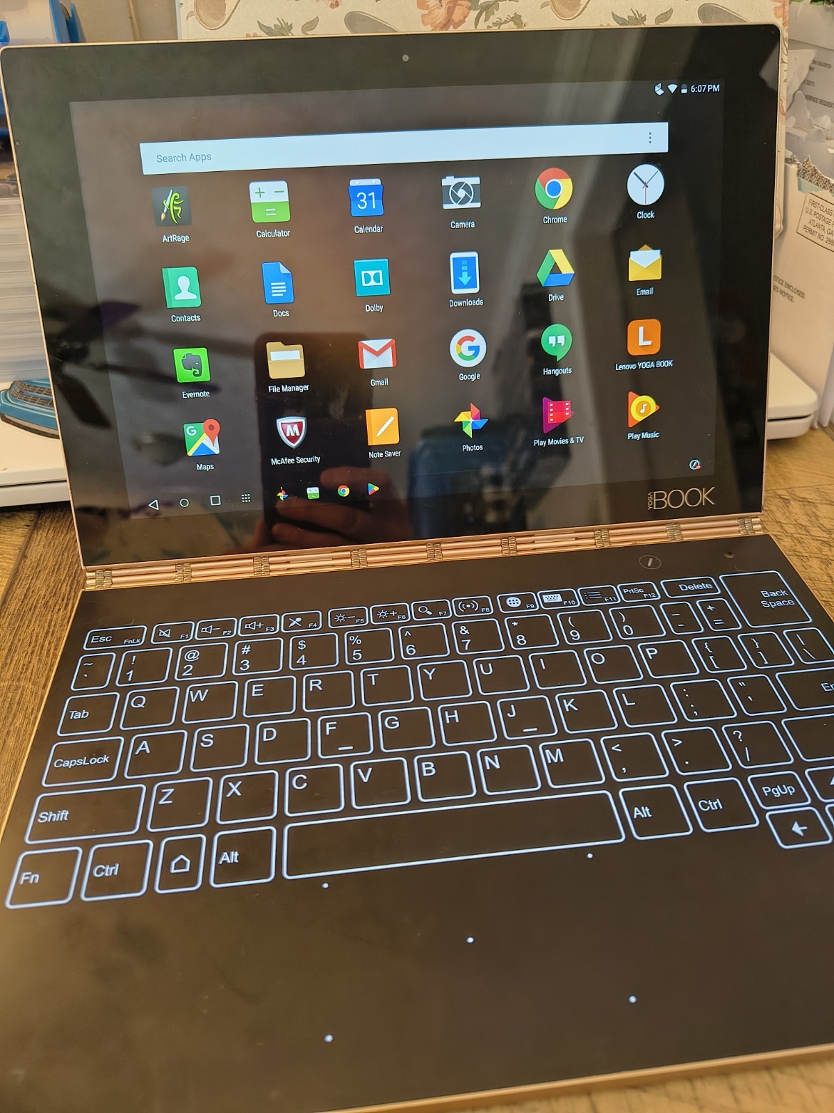 Lenovo Yoga Book YB1-X90F 64GB Wifi 10.1 In Champagne Gold Used